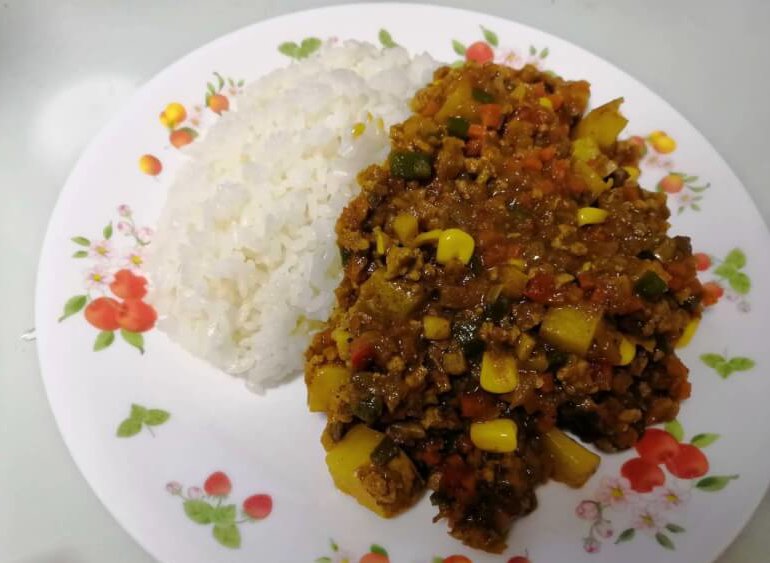 ベジキーマカレーを実食