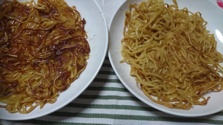 パリパリに焼いた焼きそば